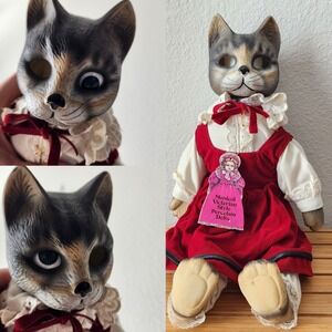 VTG Haunted Victoria Ashlea Global‎ Art Musical Girl Kitty Cat Porcelain Doll